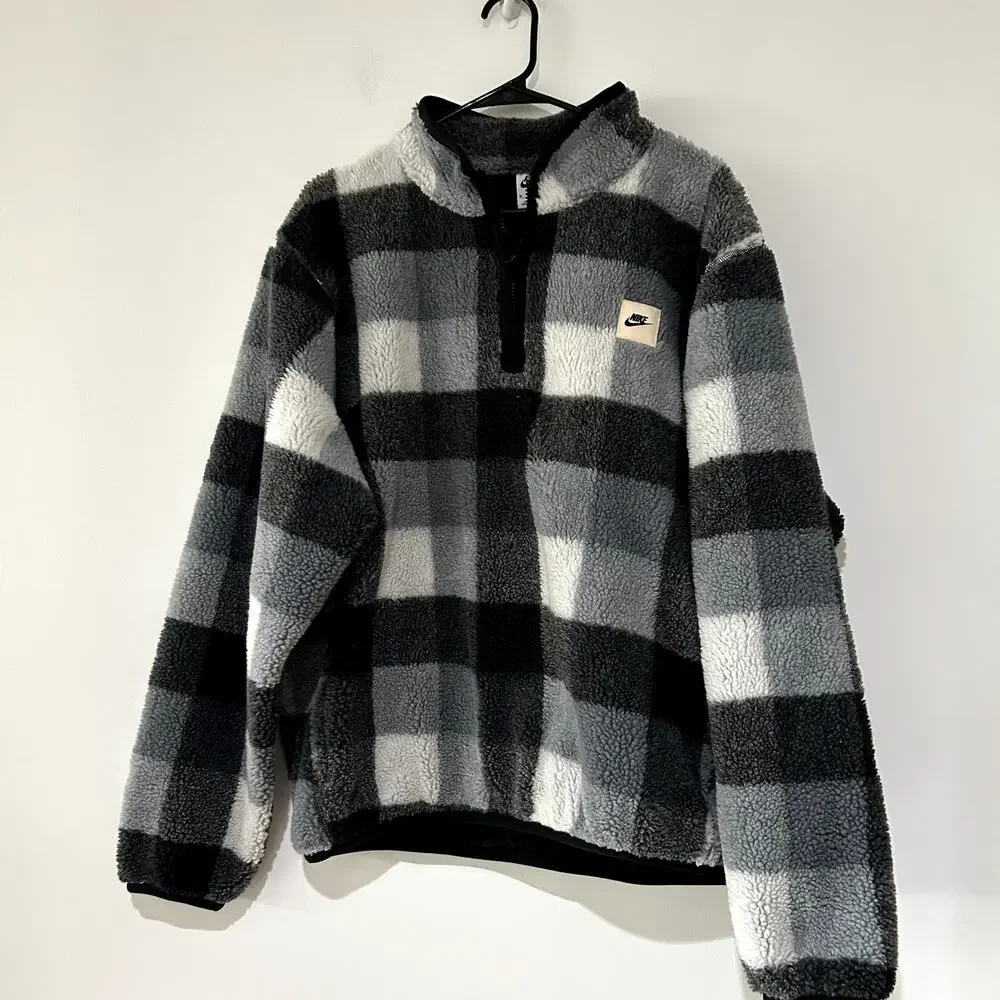 Nike Club Gray Plaid Fleece Men's Winterized Half-Zip NWT Size M